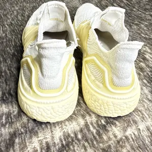 ADIDAS ULTRA BOOST TRIPLE WHITE ATHLETIC MEN'S Size 10 thumbnail 3