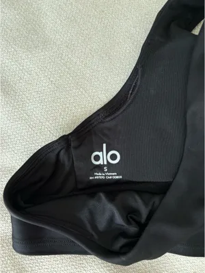 Alo black airlift advantage racerback sports bra thumbnail 4