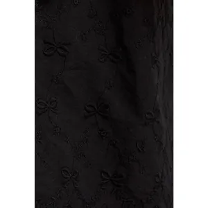 Le Lis Black Bow Top thumbnail 4