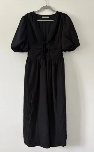Abercrombie & Fitch Tie Front Textured Puffed Sleeves Maxi Dress Black M thumbnail 1