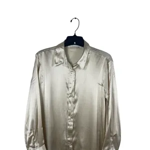 Abercrombie & Fitch Women’s Satin Button Up Top M Champagne Ivory Office NWT thumbnail 3