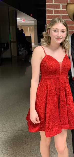 Red Homecoming Dress Size 2 thumbnail 2