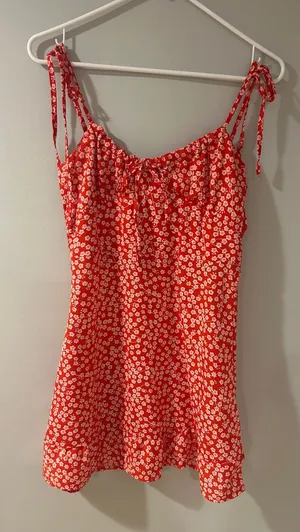 SHEIN Red Mini Floral Tie-Shoulder Sundress thumbnail 1