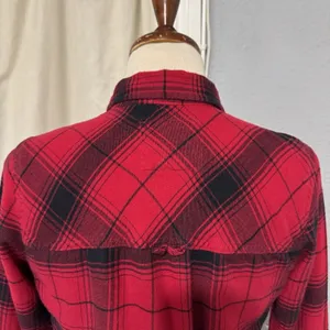 Abercrombie & Fitch Red‎ black Check Plaid Button Down Womans Career Shirt S thumbnail 7