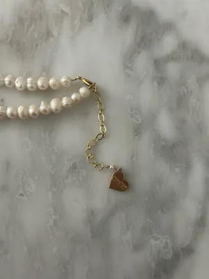 Vida Kush Virgin Mary Cross Pearl Necklace thumbnail 4