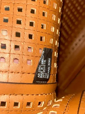 Michael Kors Sinclair Large Perforated Leather Tote Bag thumbnail 5