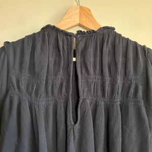 Free People Smocked Bell Sleeve Blouse Small Black Womens Viscose Boho Top thumbnail 7
