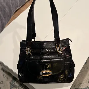 Brighton, multi compartment, leather, two tone purse thumbnail 3