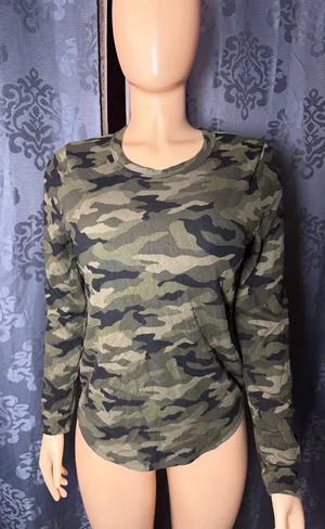 No Boundaries Olive and Black Camo Long Sleeve Tee thumbnail 1