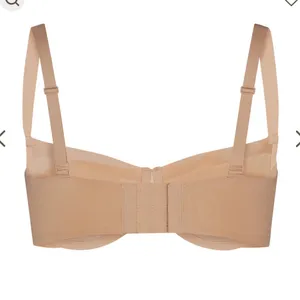 Skims No Show Molded Unlined Balconette‎ Bra in Clay 34A NWT thumbnail 3