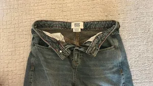 BOG Jeans Urban Outfitters thumbnail 2