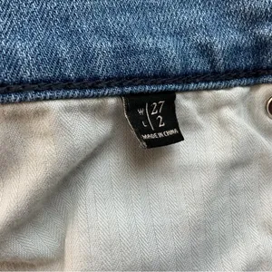 Abercrombie & Fitch Distressed Cut Off Jean Shorts Size 27 thumbnail 5