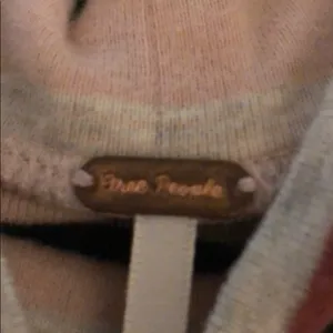 Free people thumbnail 8