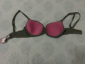 PINK Victoria's Secret Bra thumbnail 2