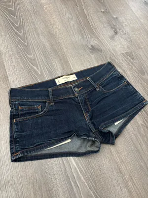 Gilly Hicks Low Rise Jean Shorts (2) thumbnail 3