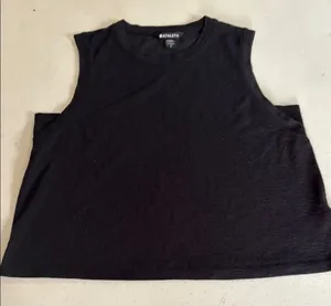 Athleta Women's Black Sleeveless Top thumbnail 1