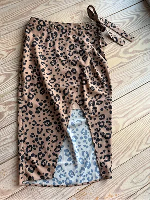 Lovers and Friends Leopard Print Wrap Midi Skirt Size S thumbnail 1