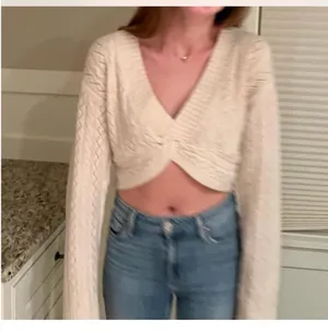ASTR The Label Cropped Sweater thumbnail 2
