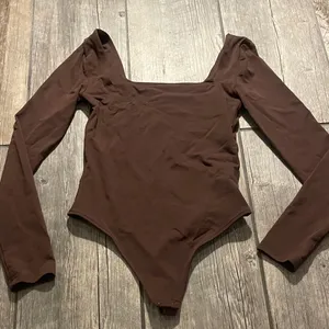 Babaton Contour Square Neck Bodysuit - Chocolate thumbnail 1