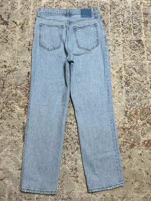 Abercrombie & fitch the 90s straight ultra high rise size 8/29 light wash thumbnail 10