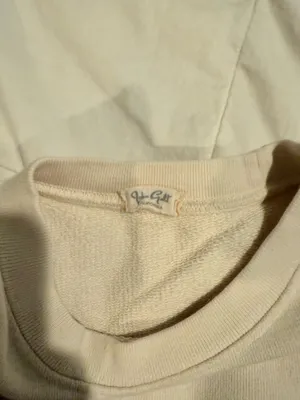 Brandy Melville Oversized Crewneck thumbnail 2