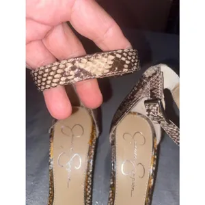 Women's Jessica Simpson Brown Snake Print Heels Size 7.5 thumbnail 6
