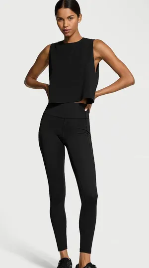 NWT Victoria’s Secret Sport Essential Legging High Rise Size Small Short 7/8 length thumbnail 1