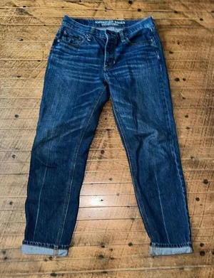 American Eagle vintage hi-rise slouchy normcore 4 jeans thumbnail 1