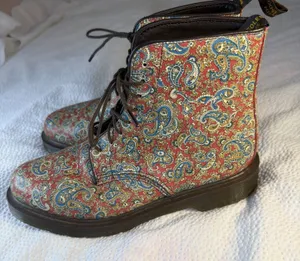 Dr Martens Jeffery Paisley Boots Red Blue Lace Up 7 UK 6 EU 39 Leather thumbnail 1