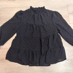 Monteau Top Womens XS‎ Black 3/4 Sleeve Swiss Dot Semi Sheer Blouse thumbnail 2