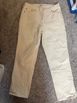 Abercrombie High-Rise 90s Jeans thumbnail 2