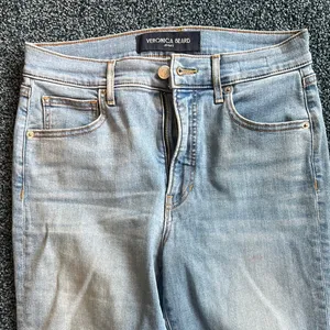 Veronica Beard size 28 Cameron high rise bootcut raw hem Jeans $328 curr… thumbnail 2
