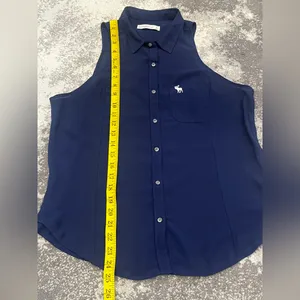 Abercrombie & Fitch navy blue sleeveless button-down top Size S Sheer thumbnail 4