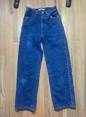 Levi's rib cage straight ankle button fly 24 jeans thumbnail 1
