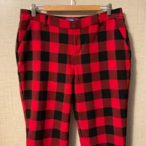 Old Navy Plaid Pants thumbnail 2