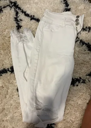 American Eagle Jeans thumbnail 1