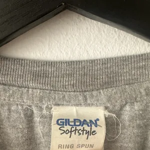 Gildan Morucci’s Walnut Creek CA Grey T-Shirt Size Medium thumbnail 3