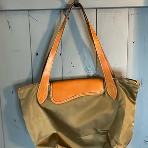 Lauren Ralph Lauren Hunter Green and Tan Leather Tote Bag thumbnail 4
