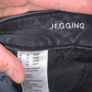 American Eagle washed black 12 short normcore jeggings thumbnail 2