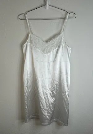 Unbranded White Satin Slip Dress with Lace Trim - Size Small thumbnail 1