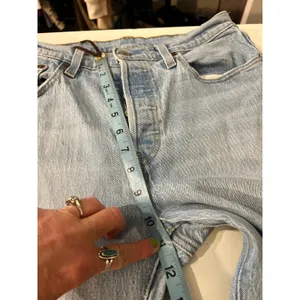 501s Levi's Light Wash Relaxed High Rise Straight Leg Jeans Size 28 thumbnail 10