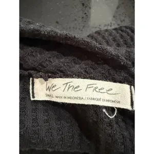 We The Free Free People Black Waffle Knit‎ Thermal Scoop Neck Top Small 3704 thumbnail 3