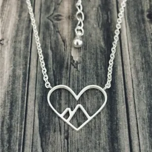PHeart Mountain Necklace Silver thumbnail 2