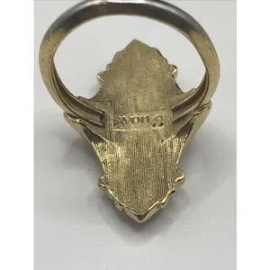 🔥VTG 1976 Avon Kensington Edwardian VIC Revival Goldtone Ring SZ 7 READ thumbnail 3
