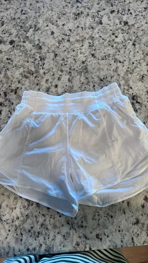 Lululemon Shorts thumbnail 2