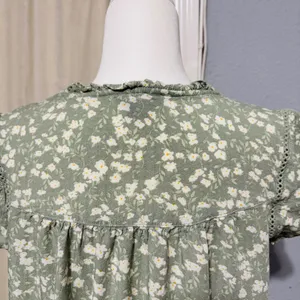 Buffalo David Bitton‎ Floral Print Tie Neck Flutter Sleeve Blouse Top Womens S thumbnail 5