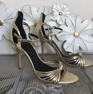 Topshop Gold Heels thumbnail 4
