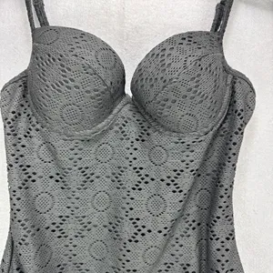 Shape FX One Piece Bathing Swimsuit Size 10 Black Built in Bra Underwire Beach thumbnail 5