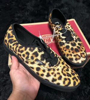 VANS animal print leopard lace up shoes sneakers women’s 7.5 new thumbnail 1