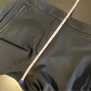 Lululemon Women’s Black On The Move‎ Pants Women’s 6 thumbnail 14